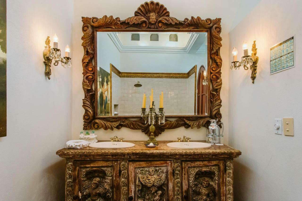 Отель Hacienda San Angel Пуэрто-Вальярта Экстерьер фото