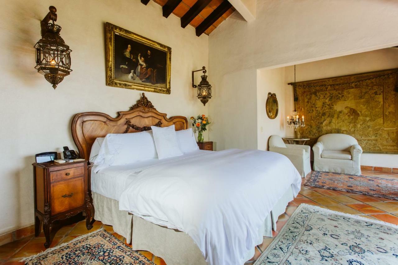 Отель Hacienda San Angel Пуэрто-Вальярта Экстерьер фото